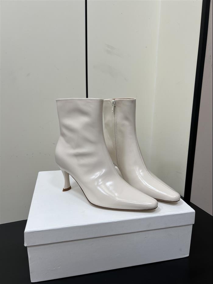 2025112817433199 390